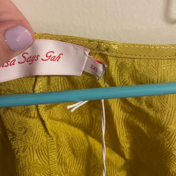 Lisa Says Gah! V Neck Blouse in Size 2X New with Tags - Picture 2 of 3